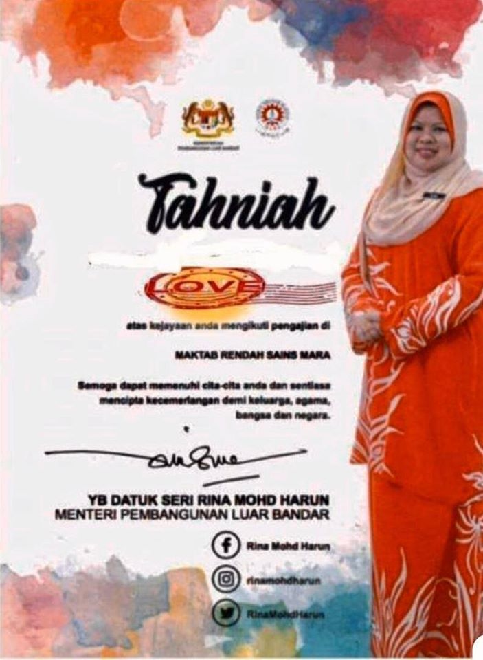 Gambar saya pada sijil MRSM hanya ucap tahniah bukan motif 