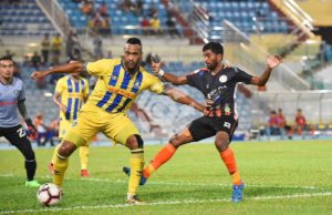 Goulon kekal bersama Pahang