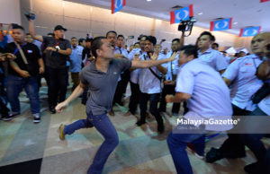 Kekecohan semasa Kongres Nasional AMK biadab, kata Anwar