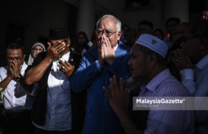 Najib Razak Ceria Hadir Kes Perbicaraan di Mahkamah