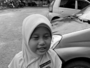 Nur Dinie meninggal dunia