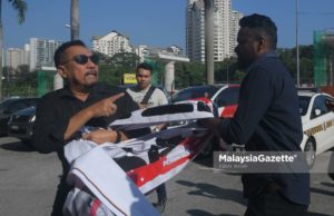 Adegan tarik sepanduk kecoh di mesyuarat PKR