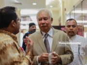 Saya tidak tahu itu adalah wang SRC International, kata Najib