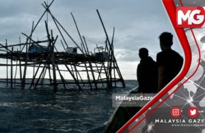 TERKINI: Keringat Dinihari Pemburu Ikan Bilis