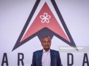 Keputusan mesyuarat MP Bersatu tidak wakili parti, Armada terus sokong Tun M