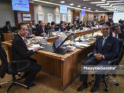 Mohamaddin Ketapi Mempengurusikan Mesyuarat Tourism Recovery Action Committee