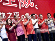 Kenapa parti pemerintah melenting usul pembangkang sokong PM?