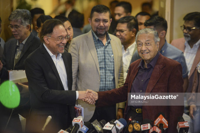 MGF21022020_MESYUARAT-MAJLIS-PRESIDEN-PAKATAN-HARAPAN_06-1-681x455