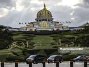 LENSA MG | Pemimpin-Pemimpin Politik Mengadap Agong di Istana