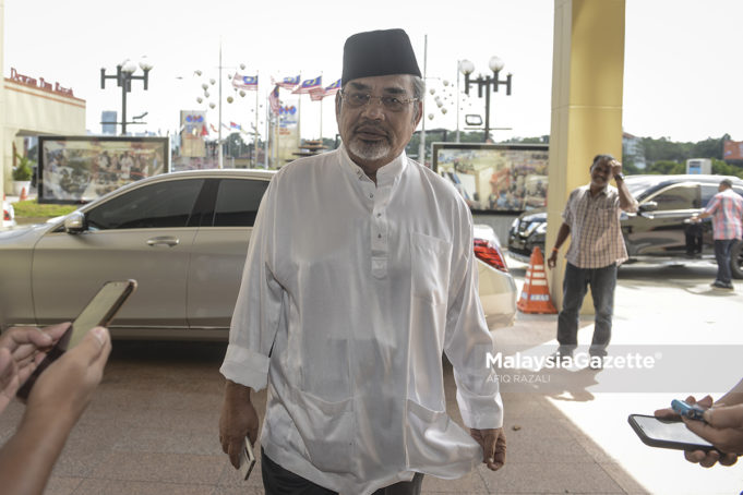 Ahli-Ahli MT UMNO Hadir Mesyuarat Khas di Menara Dato' Onn
