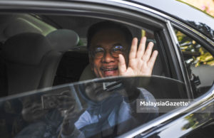 Pilih Tun M, itu keputusan PH – Anwar