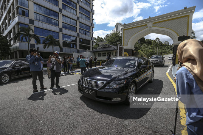 MGF24022020_ANWAR TPM MASUK ISTANA07