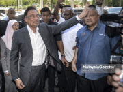 Ada gerombolan mahu rampas kuasa, kata Anwar