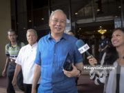 Selamat berkhidmat, kata Najib kepada Muhyiddin
