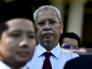 Kita masih satu keluargakan Tun? kata Annuar Musa
