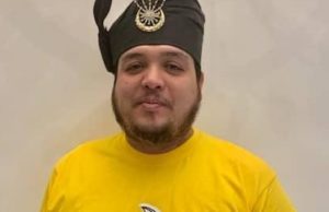 Berhenti main politik satira, tumpu kepada rakyat