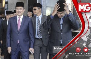 Sertai Bersatu? Biarlah isu pembentukan kerajaan selesai dulu – Azmin