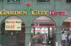 Kakitangan 7-Eleven positif Covid-19