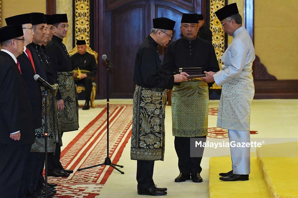 Istana Melawati Saksi Istiadat Mengangkat Sumpah 'Jemaah Menteri Baharu'