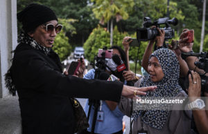 ‘Dayangku Intan, sebab kamu Diva AA terkena’