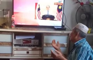 Penduduk mengaminkan doa Perdana Menteri