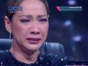 Air mata Wanita Terkuat tumpah