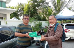 Malaysia Gazette dapat sumbangan topeng penutup mulut dan muka