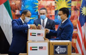 Wisma Putra terima bantuan 14,000 botol sanitizer dari UAE