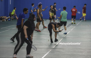 Peminat Aktiviti Sukan Badminton Patuh SOP MKN
