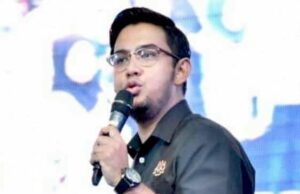 Terima kasih Abah, Pak Long, Pak Ngah, Pak Chu dan semua barisan hadapan