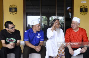 Azmin datang bantu calon BN – Najib