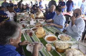 Mesranya Najib dan Azmin Sarapan Bersama #PRKDunChini