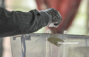 Melaka early voters polling Pilihan Raya Kecil (PRK) N.23 Chini di Sekolah Menengah Kebangsaan Chini 2, Pahang. foto AFFAN FAUZI, 04 JULAI 2020