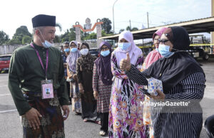 Teruja jadi pengundi terawal PRK DUN Chini