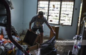 ‘Air naik secepat kilat, tak sempat selamatkan apa-apa’