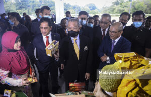 Muhyiddin Yassin Hadir Program “Jom Makan Buah”