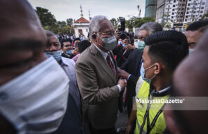 Najib sampai mahkamah, keputusan pukul 10 pagi
