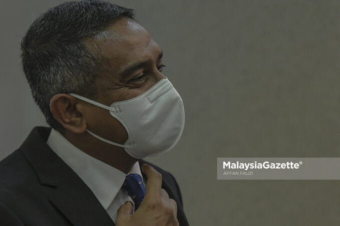 UMNO’s legal advisor, Datuk Mohd Hafarizam Harun arrives at the Kuala Lumpur Courts Complex to face three money-laundering charges amounting to RM15 million. PIX: AFFAN FAUZI / MalaysiaGazette / 03 AUGUST 2020 discharged acquitted