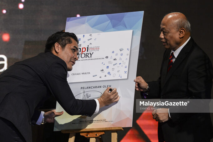 MGF110920_MALAM WARTAWAN MALAYSIA (3)