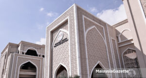 syariah court alimony payment court order salary cut