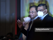 Agong akan panggil ketua-ketua parti politik, kata Anwar