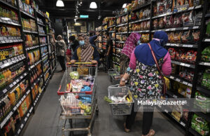 Hanya dua jam dibenarkan berada dalam premis peruncitan, pusat beli-belah