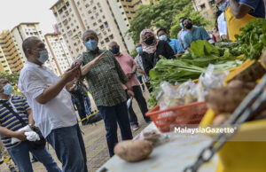 Annuar Musa Tinjau Program Pasar Bergerak MyGrocer@Wilayah