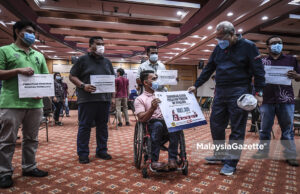 Orang kawasan marah dengan saya – Annuar