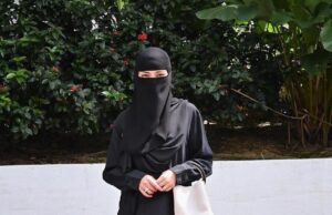 Berpurdah tapi penampilan Neelofa curi perhatian