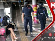 TERKINI: ‘Smart Helmet’ Polis Bantuan Untuk Jejak Suhu Badan Penumpang KTM