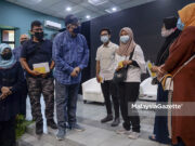 Annuar Musa Serah Sumbangan Mangsa Banjir Kilat