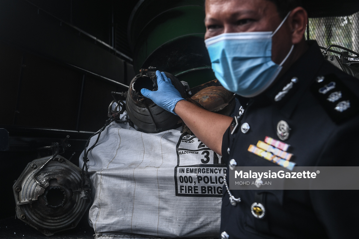 Kumpulan curi ekzos untuk hasilkan emas putih dicekup polis