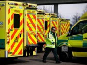 Perkhidmatan ambulans England terima panggilan luar biasa