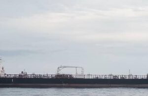 Lima kapal dagang diusir kerana berlabuh tanpa kebenaran